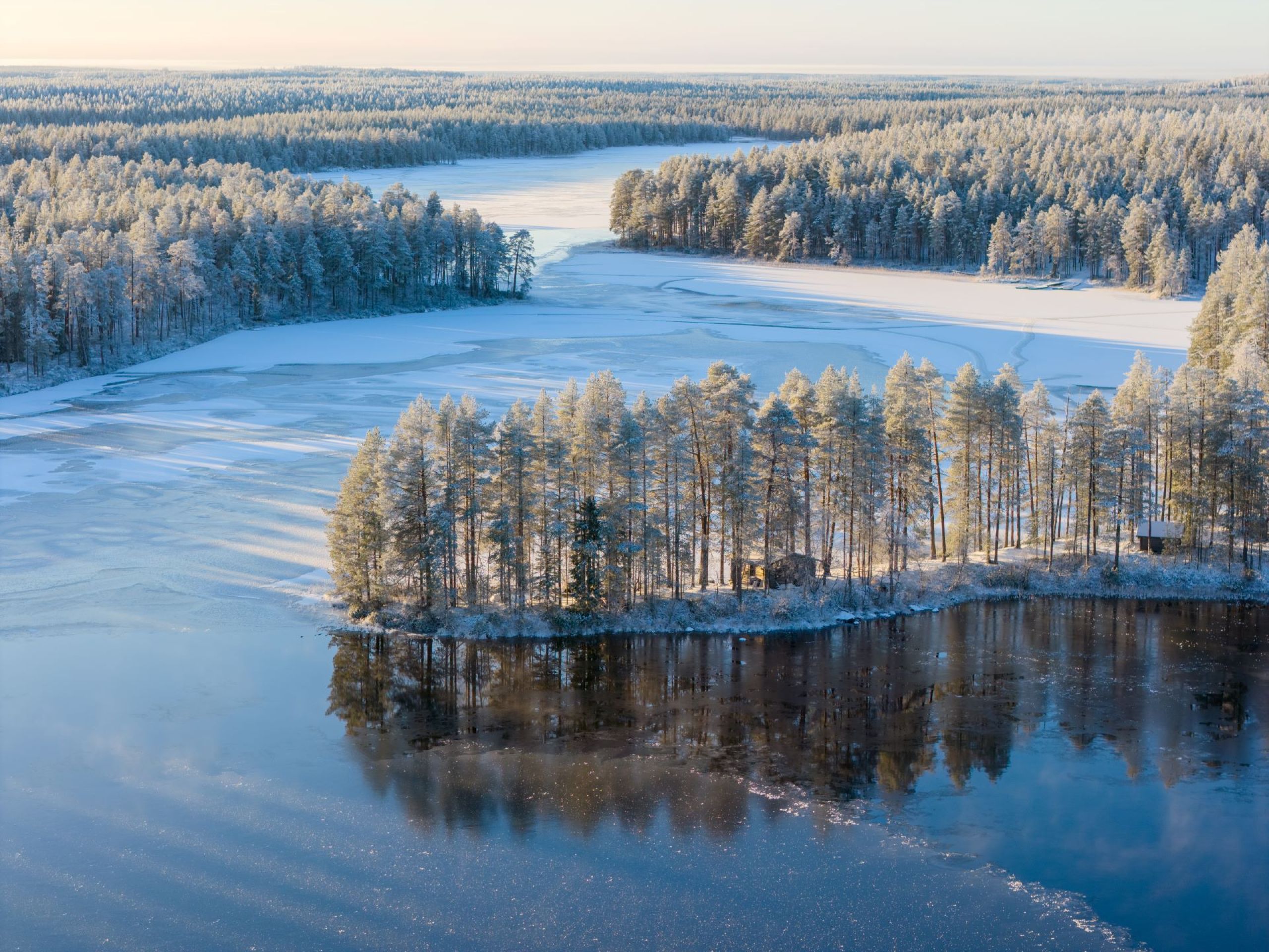 hiking in Kylmäluoma